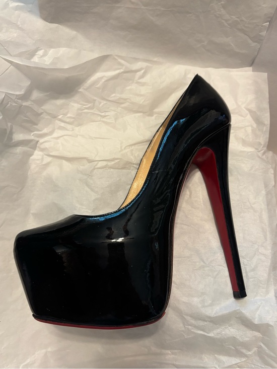 christian louboutin daffodile pumps black patent leather main image 4